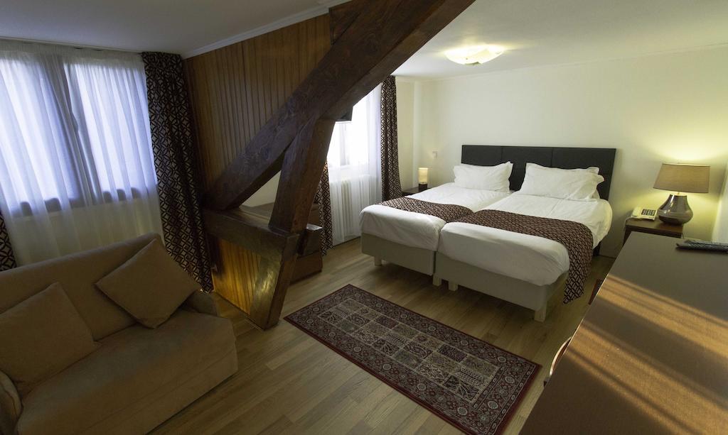 Hotel Le Divona "Au Coeur De Divonne" Pokój zdjęcie